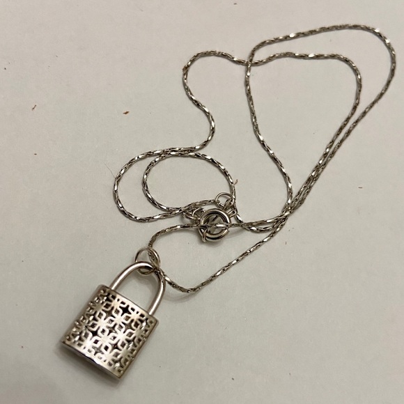 Silver Tone Elegant Padlock Charm with 16in Chain Necklace - Picture 6 of 12